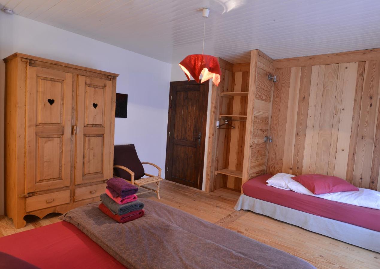 Le Chalet De Valentine Bed & Breakfast Вантрон Екстериор снимка