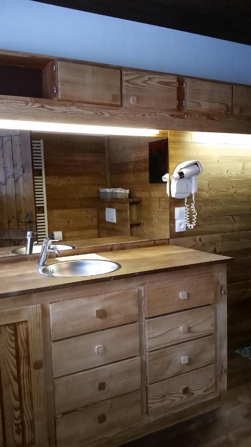 Le Chalet De Valentine Bed & Breakfast Вантрон Екстериор снимка